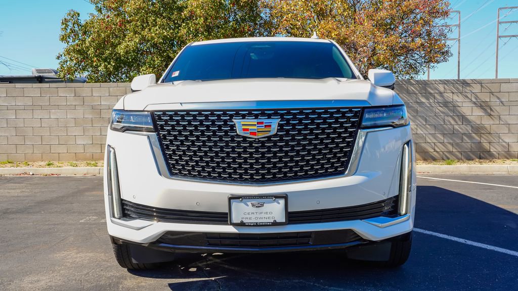 Certified 2021 Cadillac Escalade Premium Luxury image 4