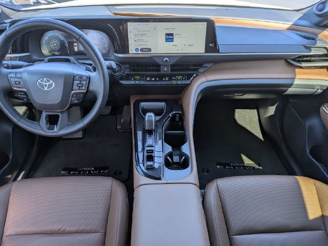 Used 2025 Toyota Crown Signia w/ Advanced Technology Package AWD/4WD image 16