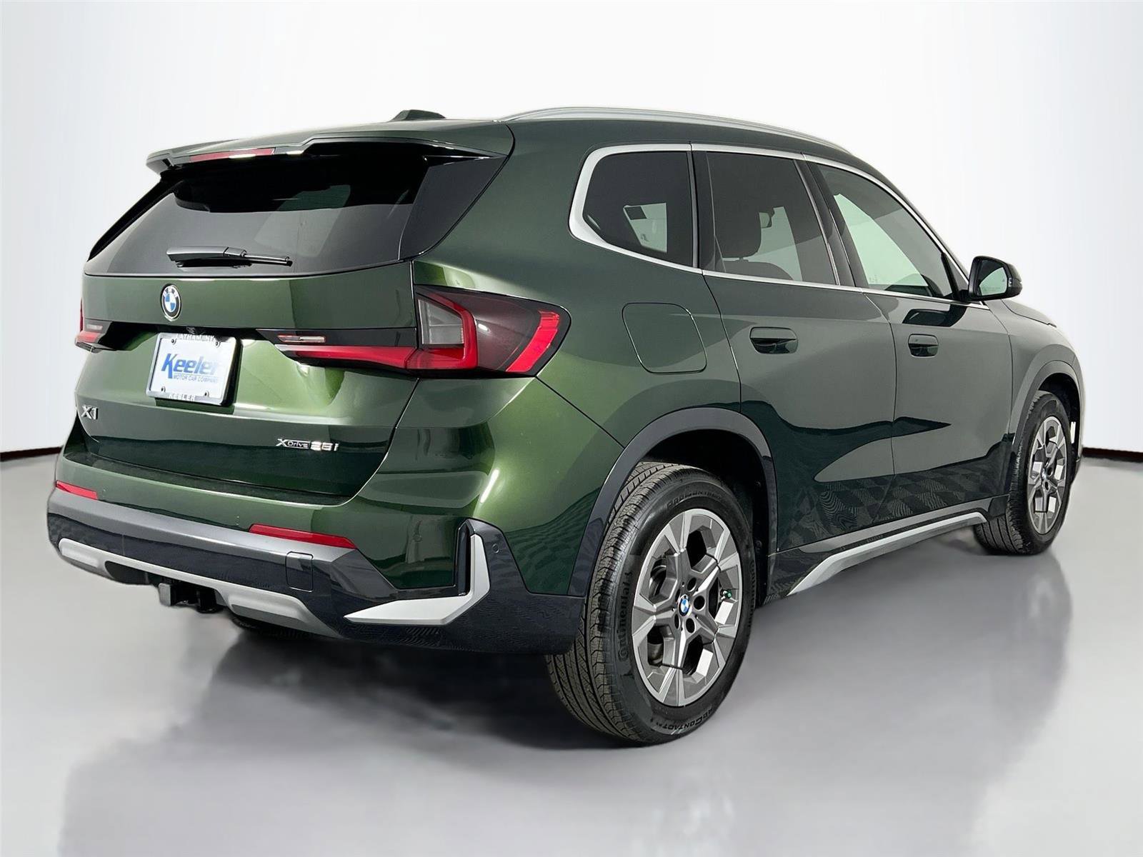 Certified 2025 BMW X1 xDrive28i w/ Technology Package AWD/4WD image 6