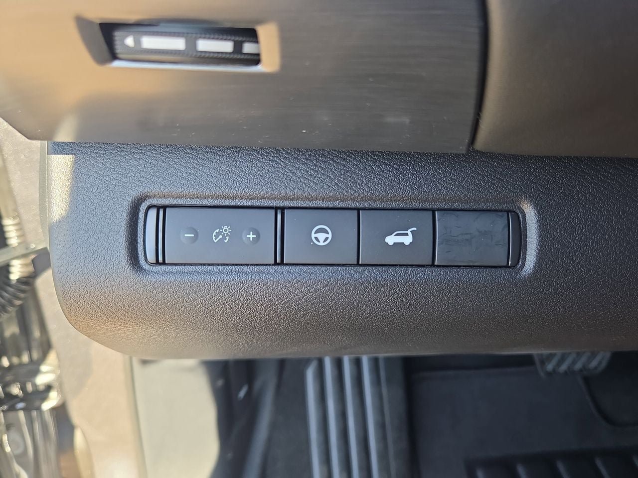 New 2026 Nissan Pathfinder SL w/ Cargo Package FWD image 30