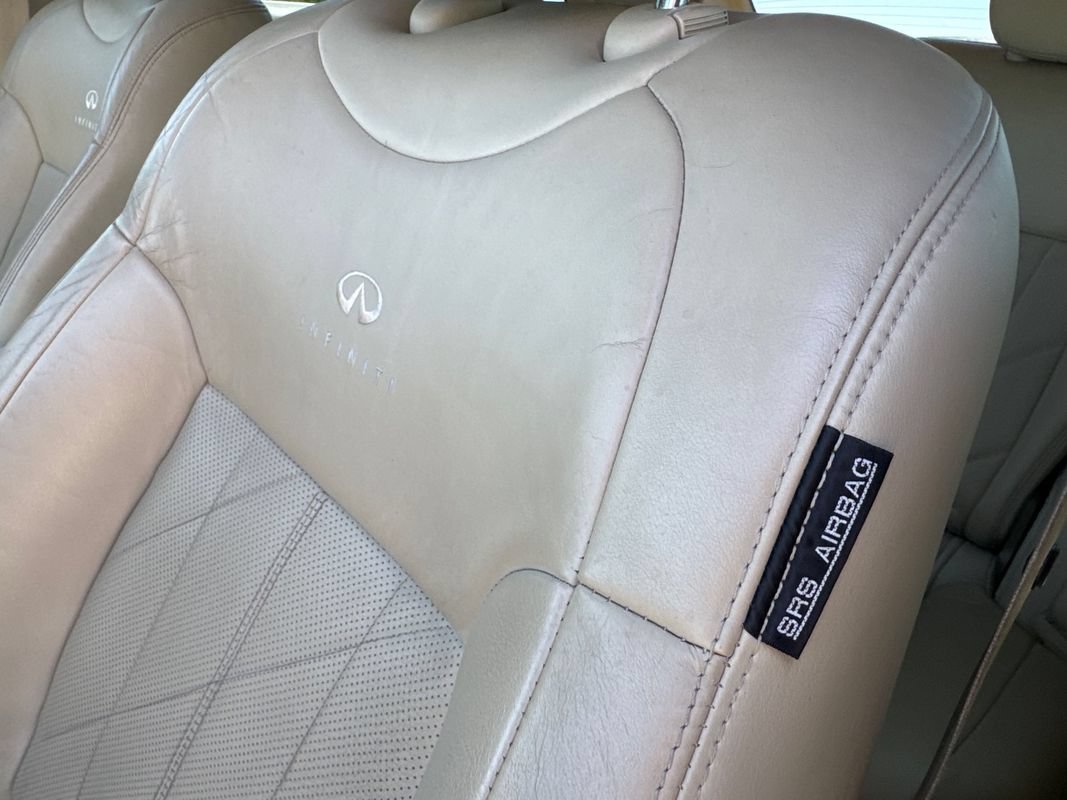 Used 2009 INFINITI FX35 AWD w/ Technology Pkg image 38
