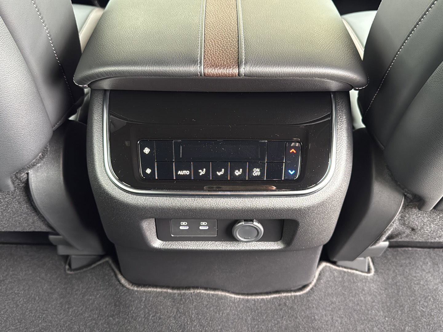 New 2026 Nissan Armada SL w/ Convenience Package image 49