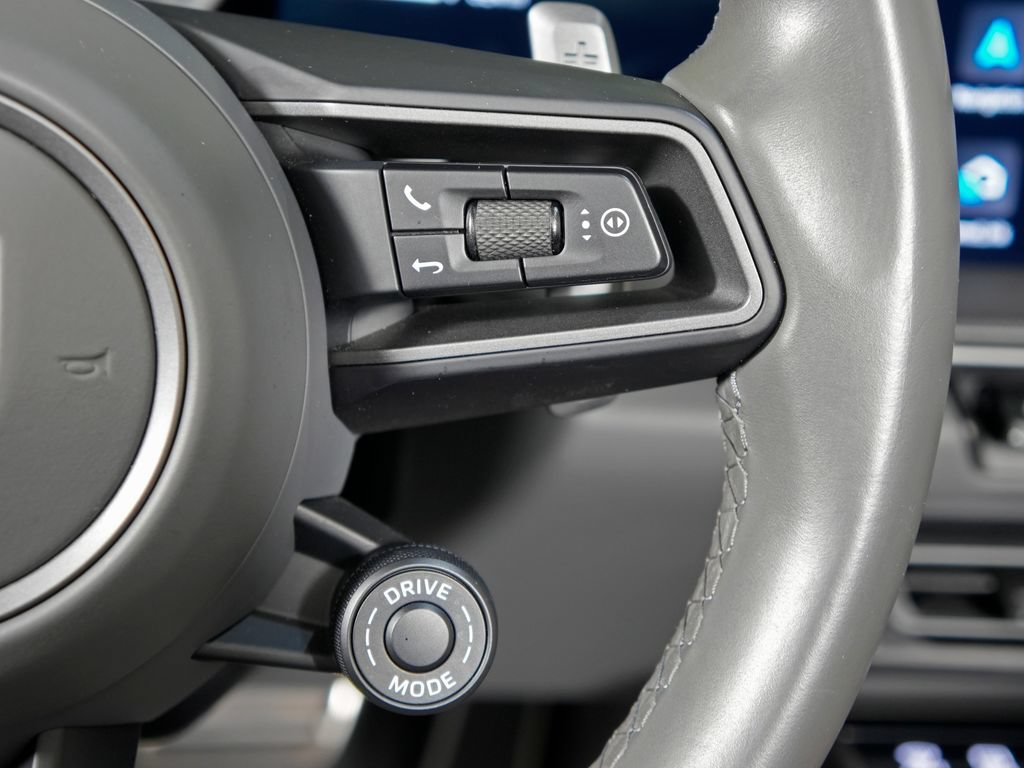 Certified 2022 Porsche 911 Carrera S RWD image 35