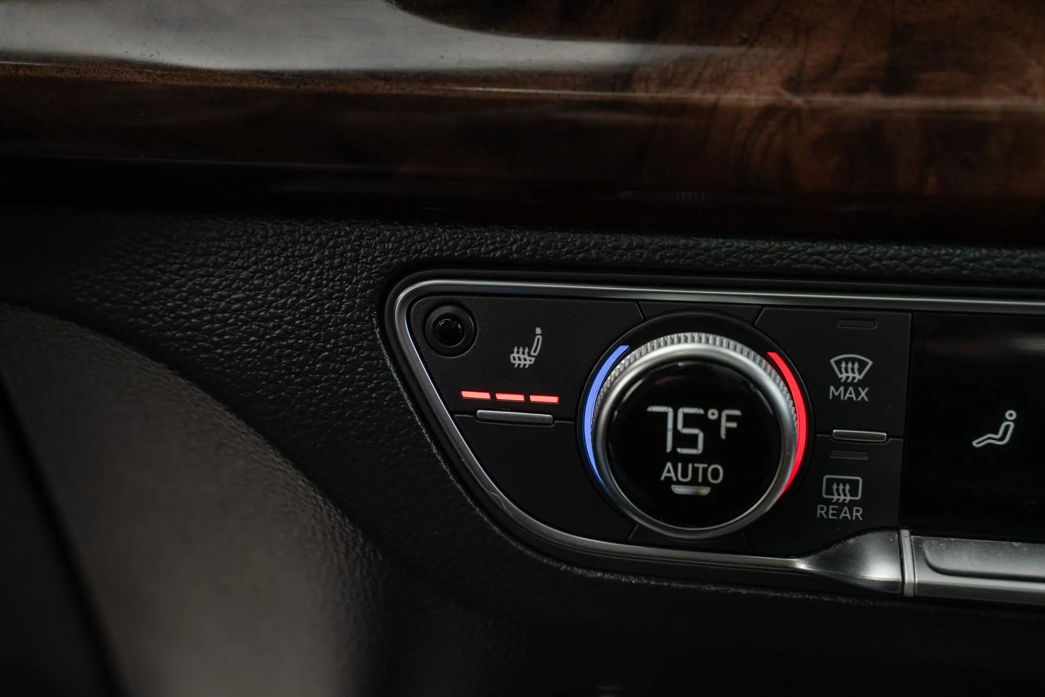 Used 2018 Audi Q5 2.0T Premium Plus w/ Premium Plus Package image 30