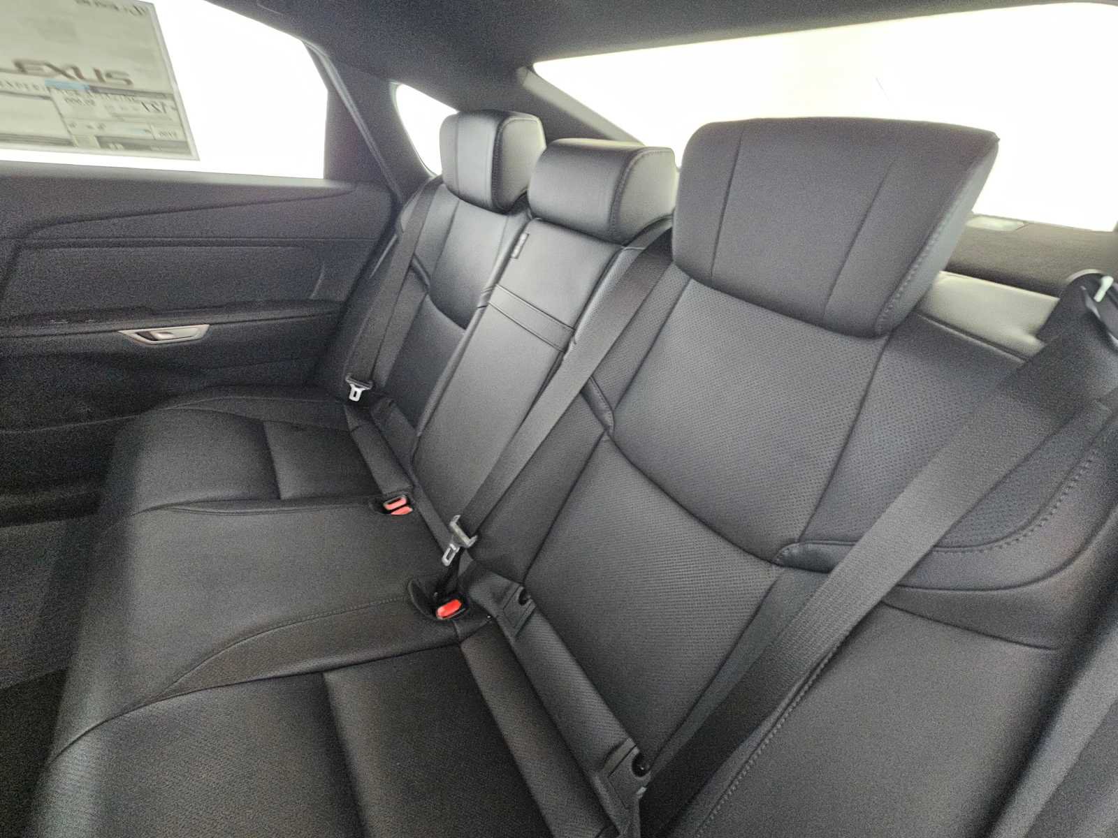 New 2026 Lexus ES 350e FWD image 17