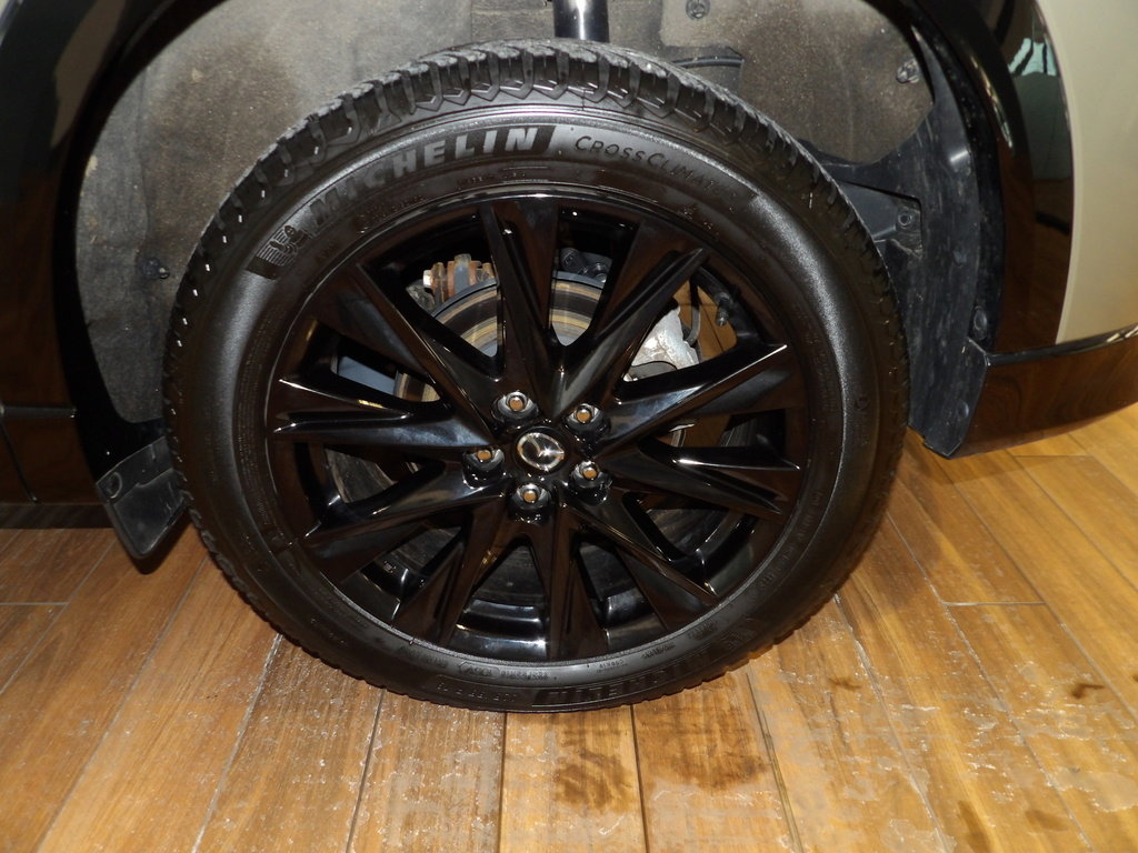 Certified 2024 MAZDA CX-5 Carbon Edition image 9