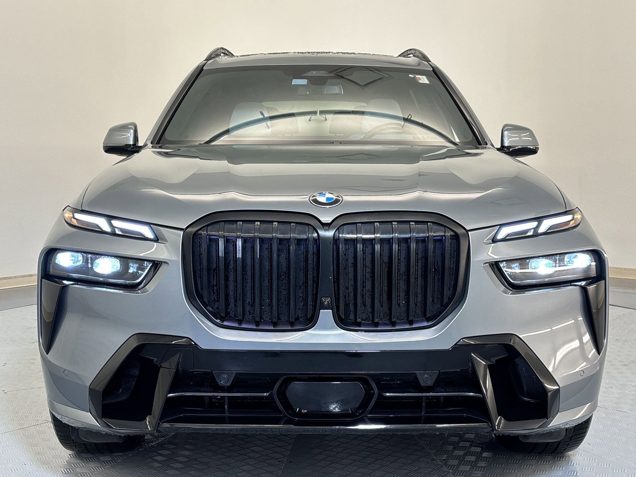 Certified 2024 BMW X7 xDrive40i w/ Executive Package AWD/4WD image 5