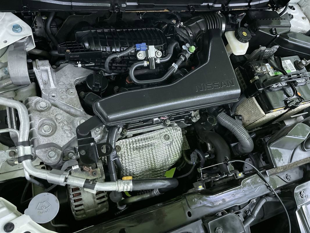 Used 2015 Nissan Rogue SL image 30