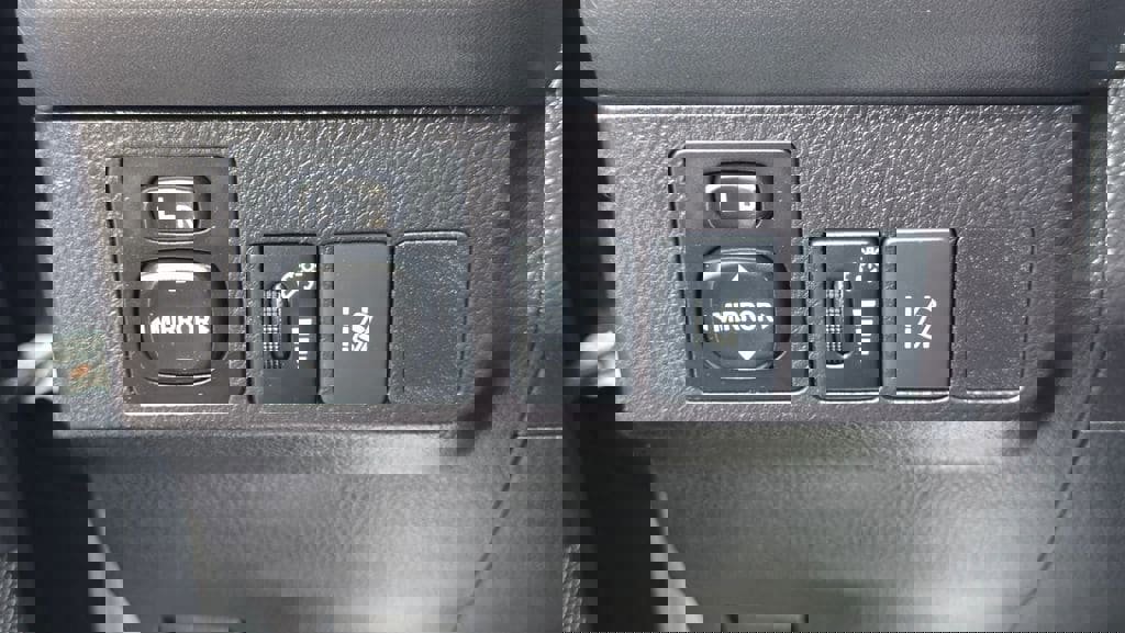 Used 2017 Toyota RAV4 LE w/ All Weather Liner Package image 15