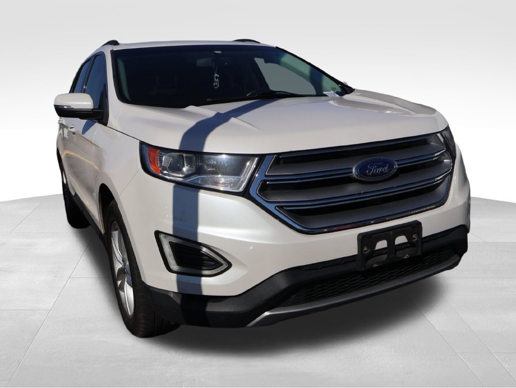 Used 2015 Ford Edge SEL w/ Equipment Group 201A FWD image 9