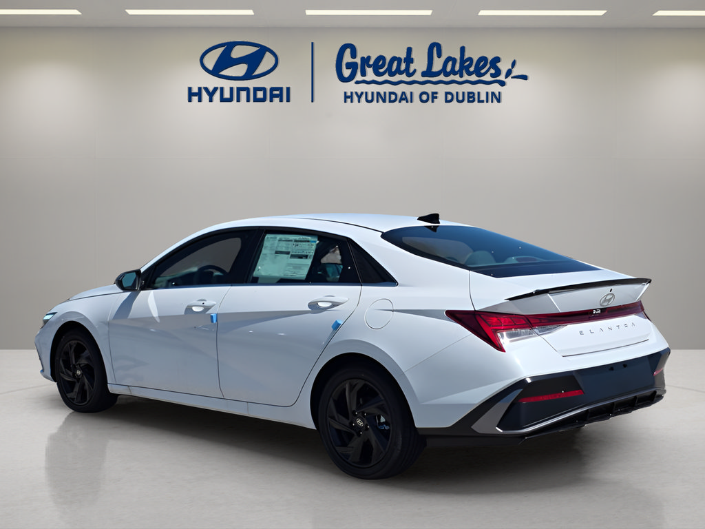 New 2026 Hyundai Elantra SEL Sport Premium FWD image 3