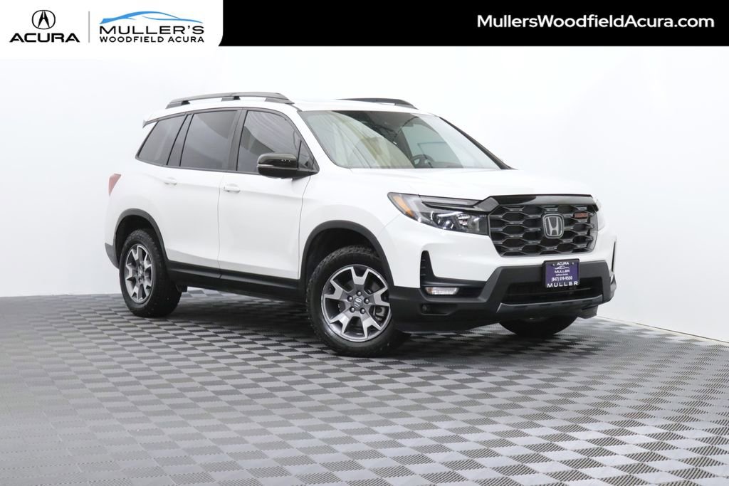 Used 2023 Honda Passport TrailSport image 1