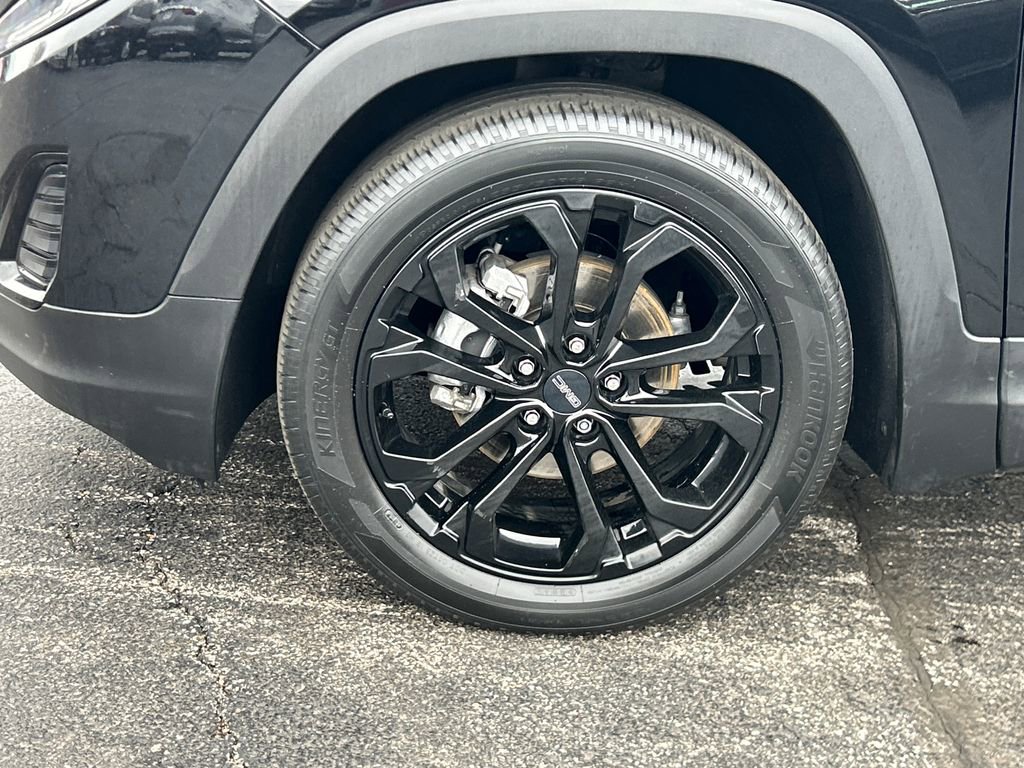 Certified 2021 GMC Terrain SLE w/ Elevation Edition image 13