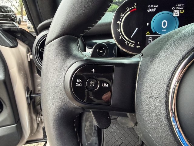 Used 2023 MINI Cooper S w/ Signature Upholstery Package image 9