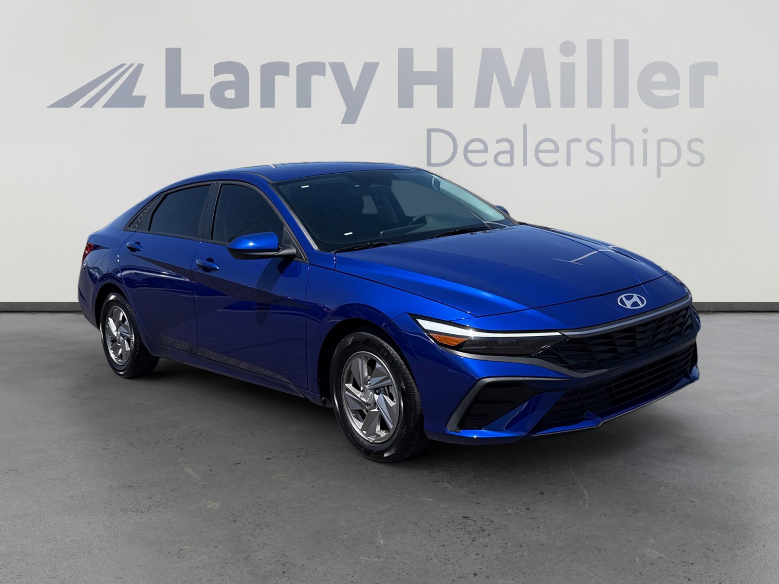 Certified 2025 Hyundai Elantra Sport FWD image 7