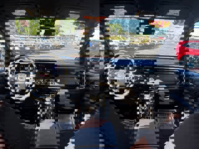 New 2026 GMC Canyon Elevation w/ Convenience Package RWD image 36