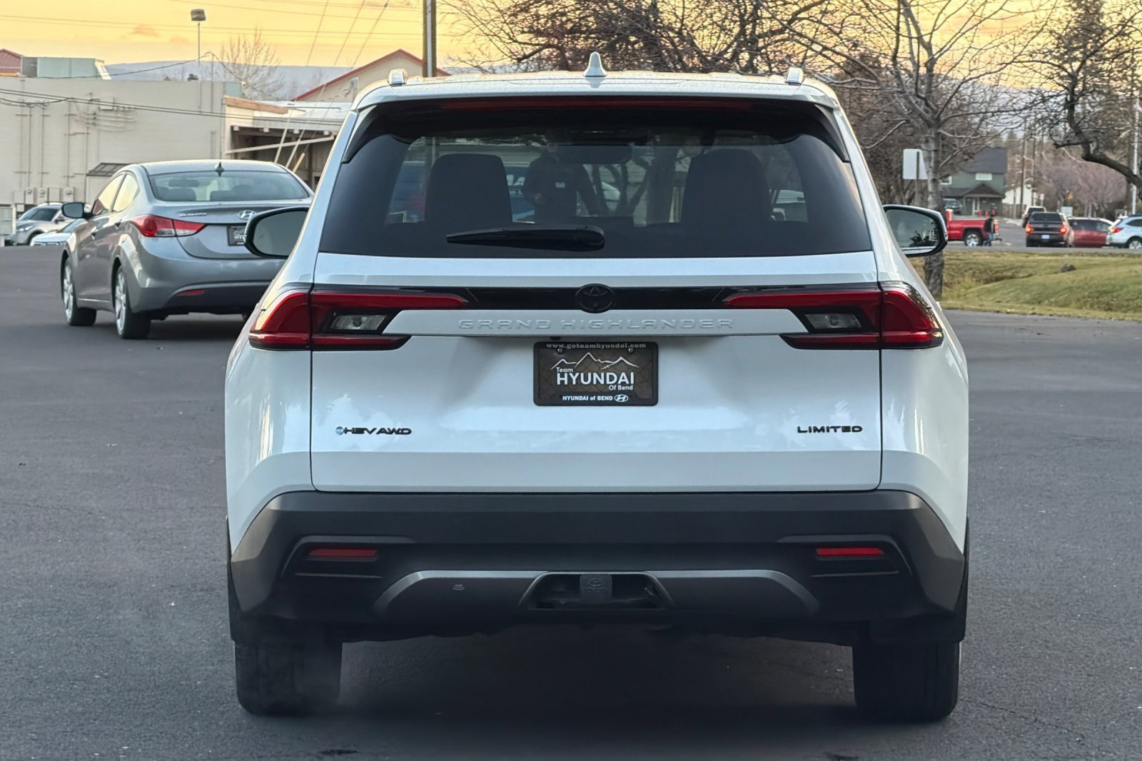 Used 2024 Toyota Grand Highlander Limited image 5