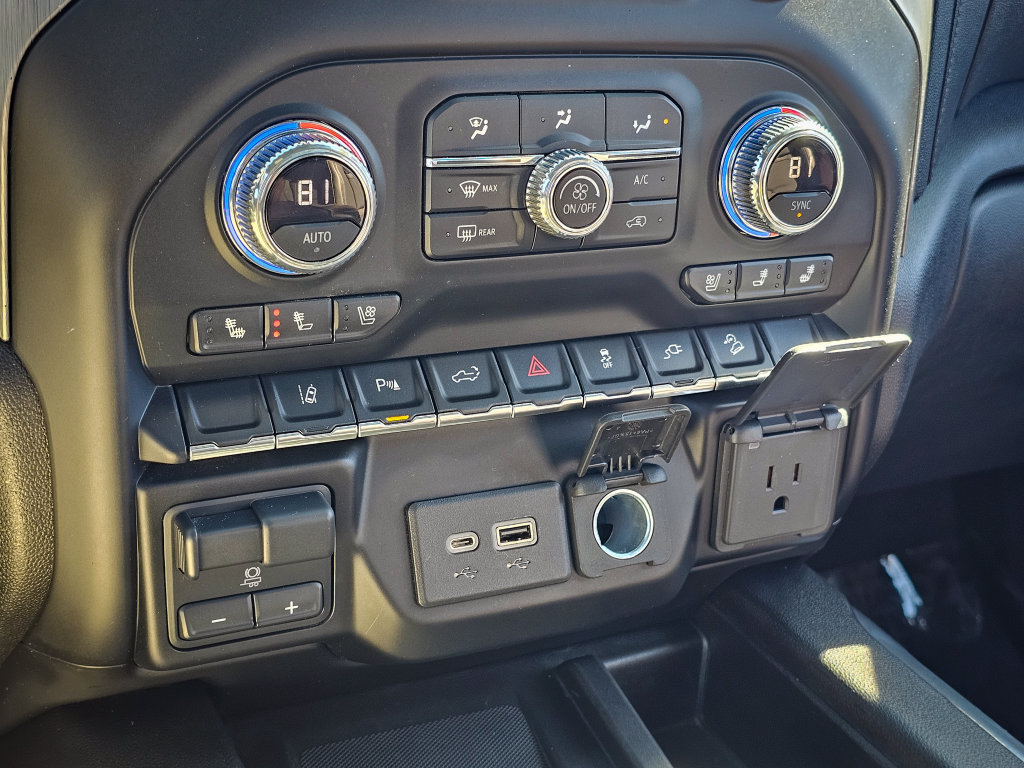 Used 2021 GMC Sierra 2500 Denali w/ Denali Ultimate Package AWD/4WD image 33