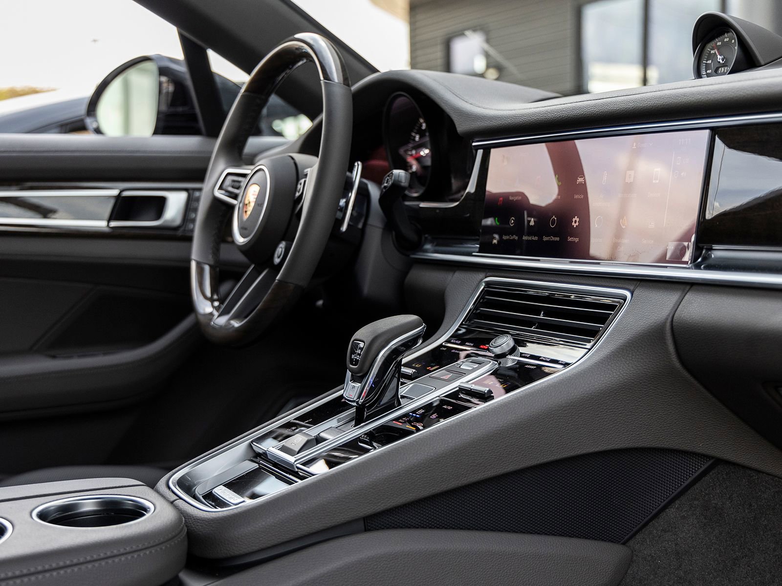 Certified 2023 Porsche Panamera Platinum Edition image 48