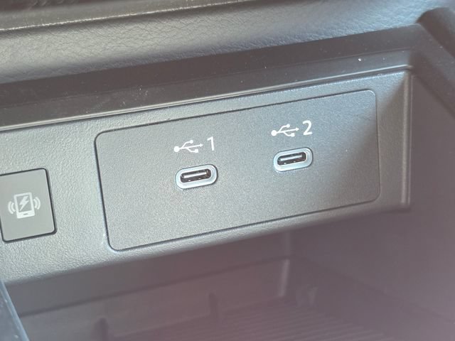 New 2026 Nissan Kicks SR AWD/4WD image 29