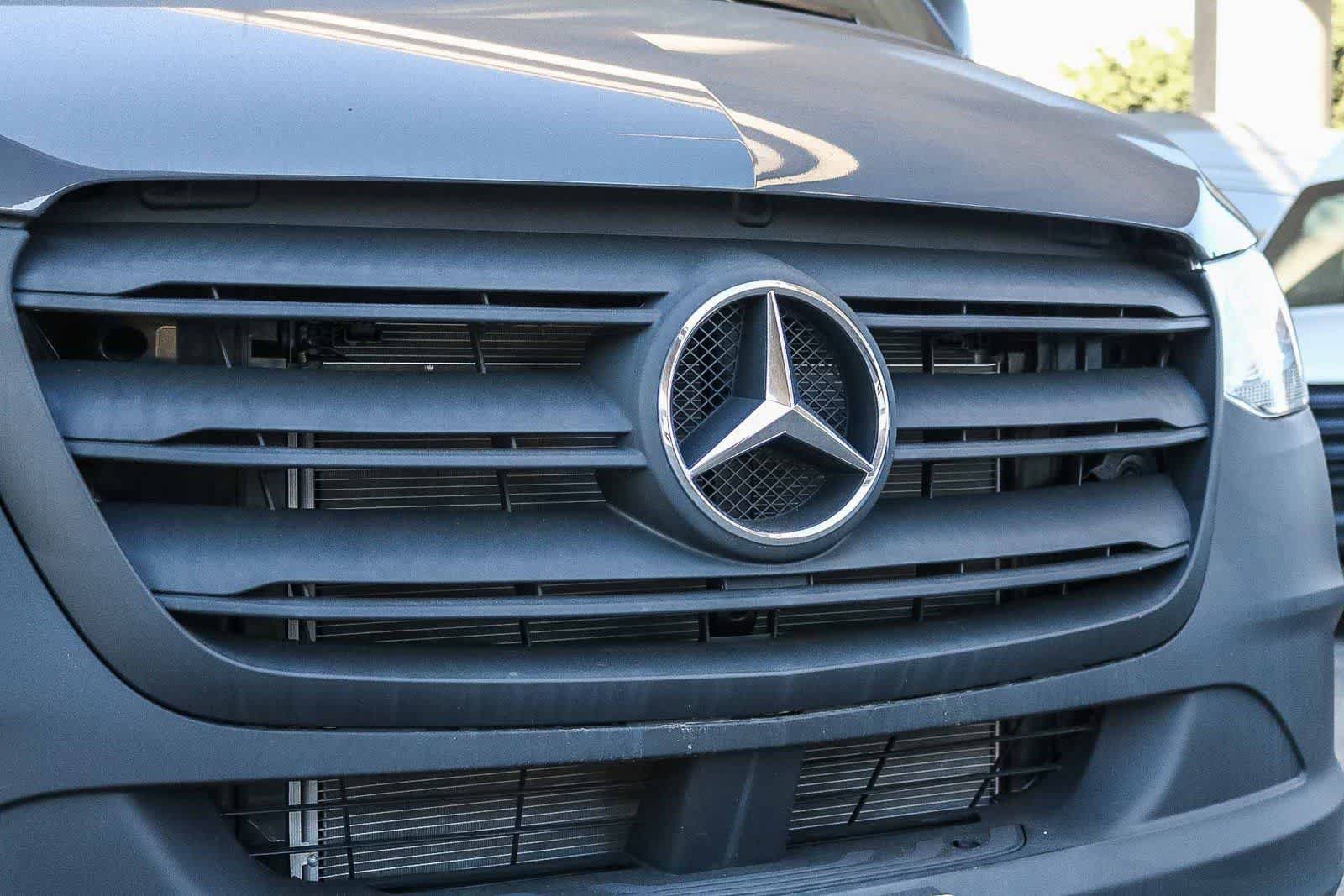 Used 2024 Mercedes-Benz Sprinter 2500 image 5