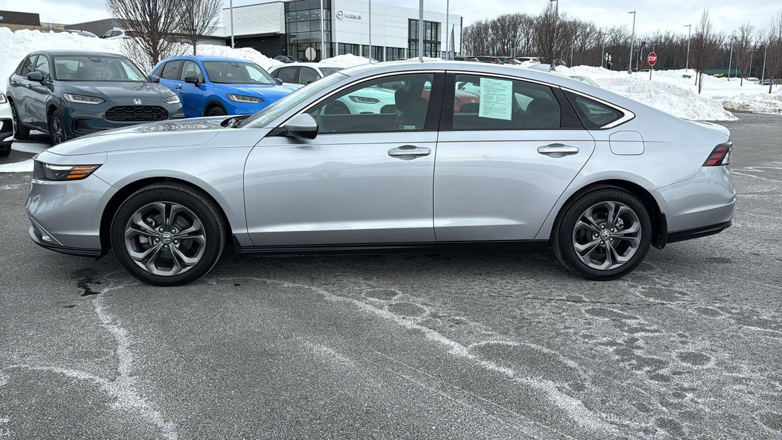 Used 2023 Honda Accord EX image 13