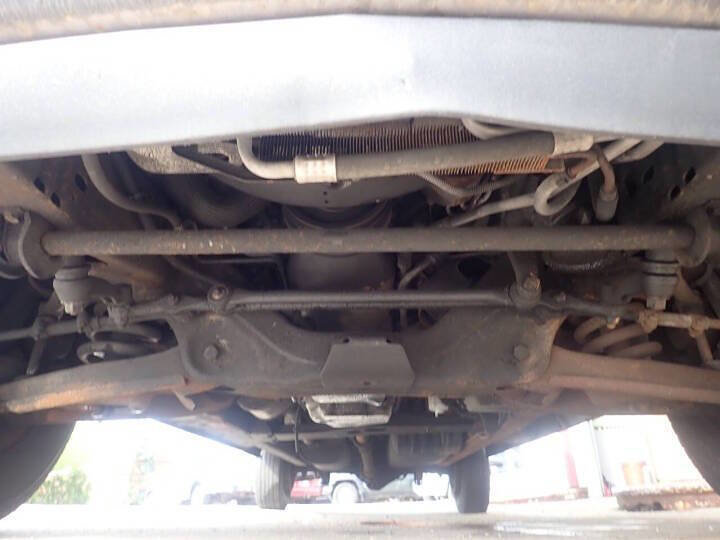 Used 2000 Chevrolet Express 3500 Extended RWD image 15