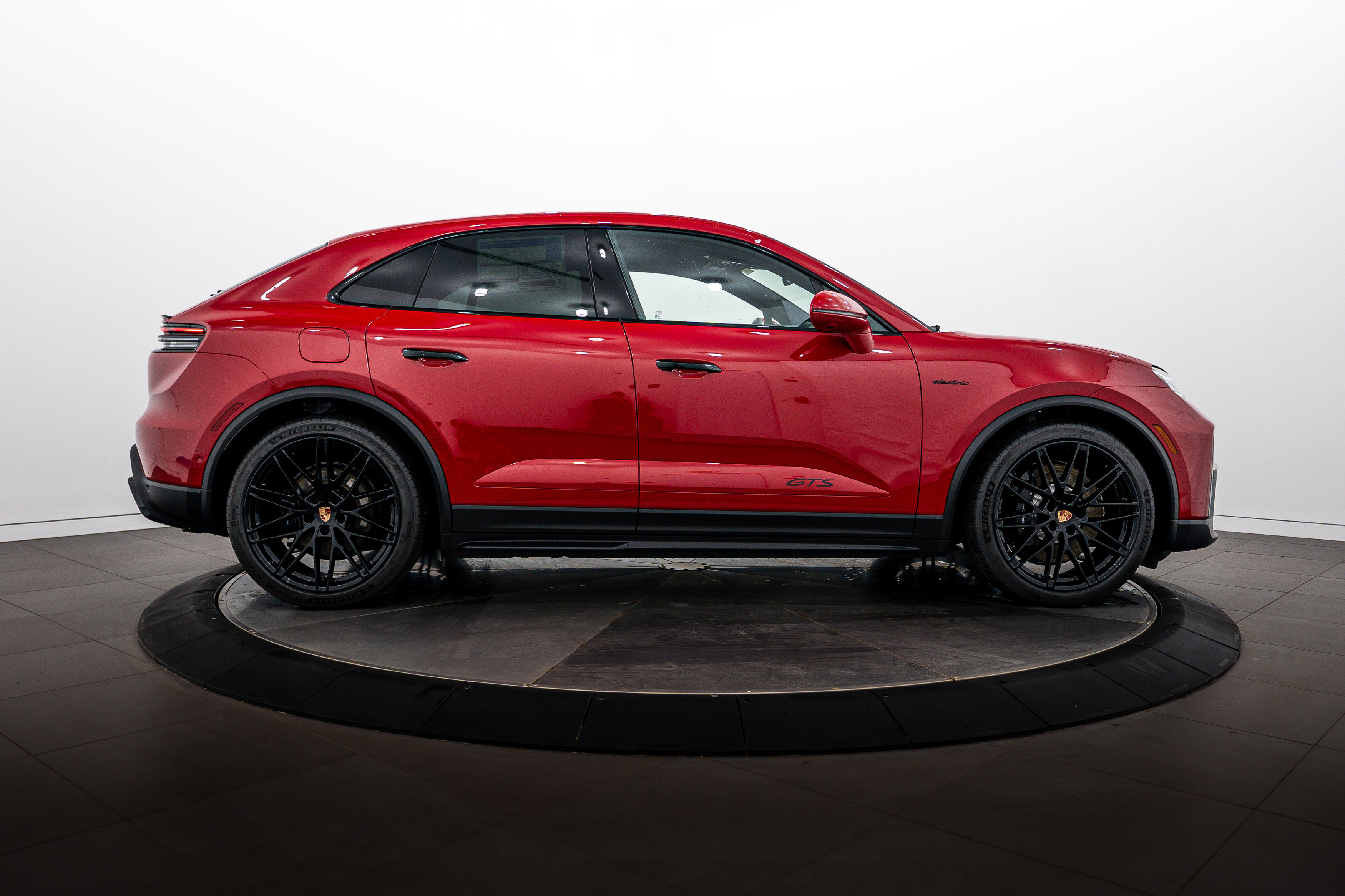 New 2026 Porsche Macan GTS Electric AWD/4WD image 8