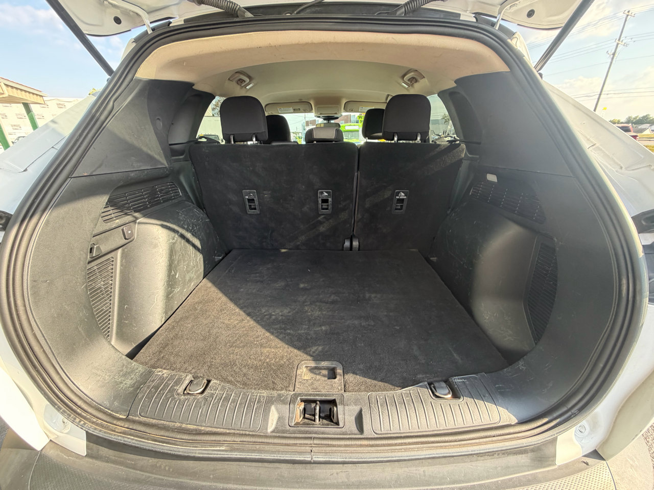 Used 2020 Ford Escape SE image 12