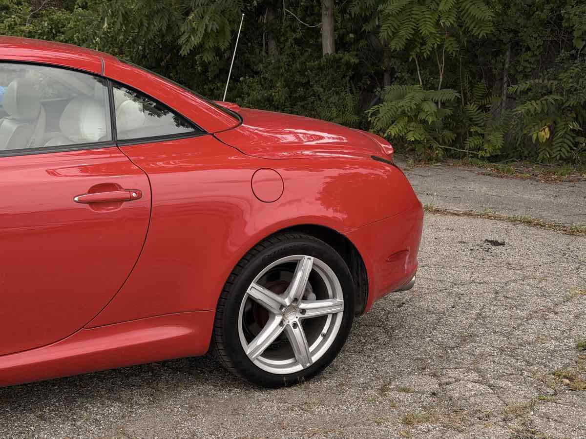 Used 2005 Lexus SC 430 Convertible RWD image 5
