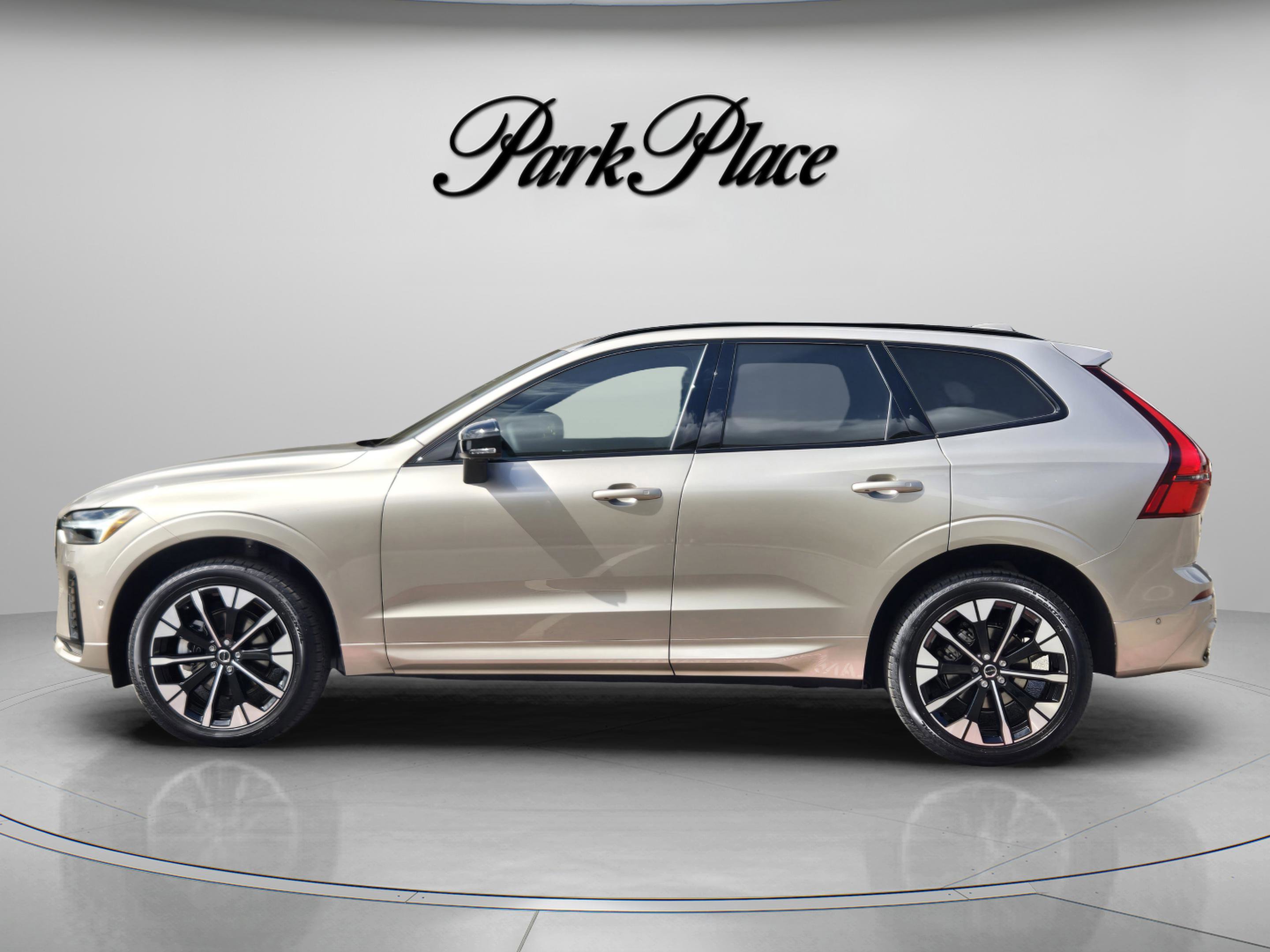 New 2026 Volvo XC60 B5 Plus w/ Protection Package Premier image 2