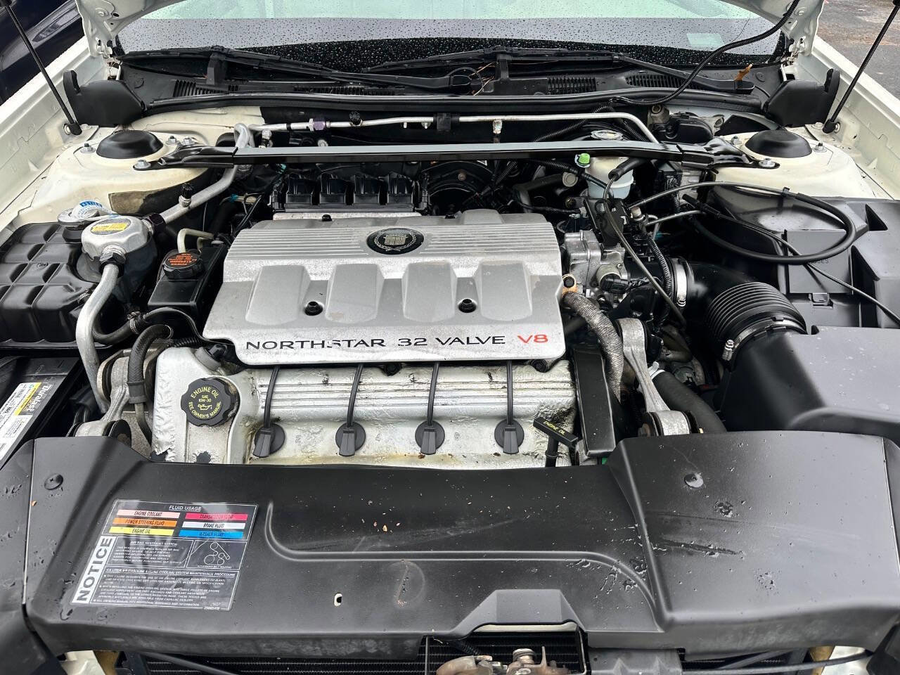 Used 1998 Cadillac De Ville D'Elegance w/ Safety/Security Pkg FWD image 28