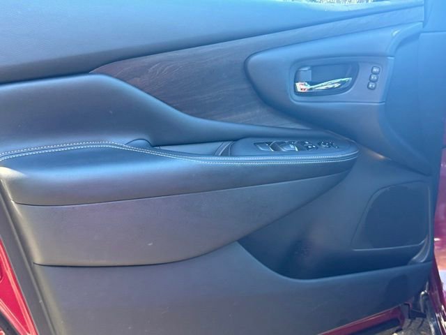 Used 2024 Nissan Murano Platinum w/ Cargo Package image 16