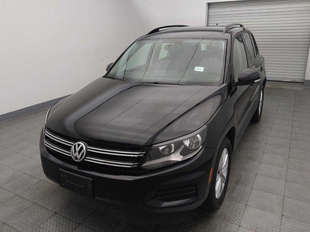 Used 2017 Volkswagen Tiguan Limited w/ Premium Package AWD/4WD image 15