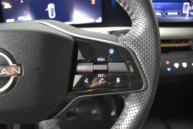 Certified 2023 Nissan Ariya AWD image 18