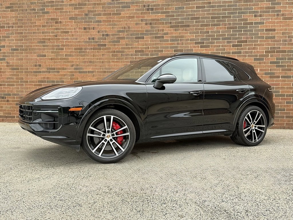 Certified 2024 Porsche Cayenne S