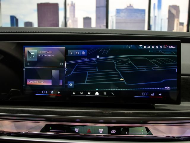 New 2026 BMW 760i xDrive AWD/4WD image 19