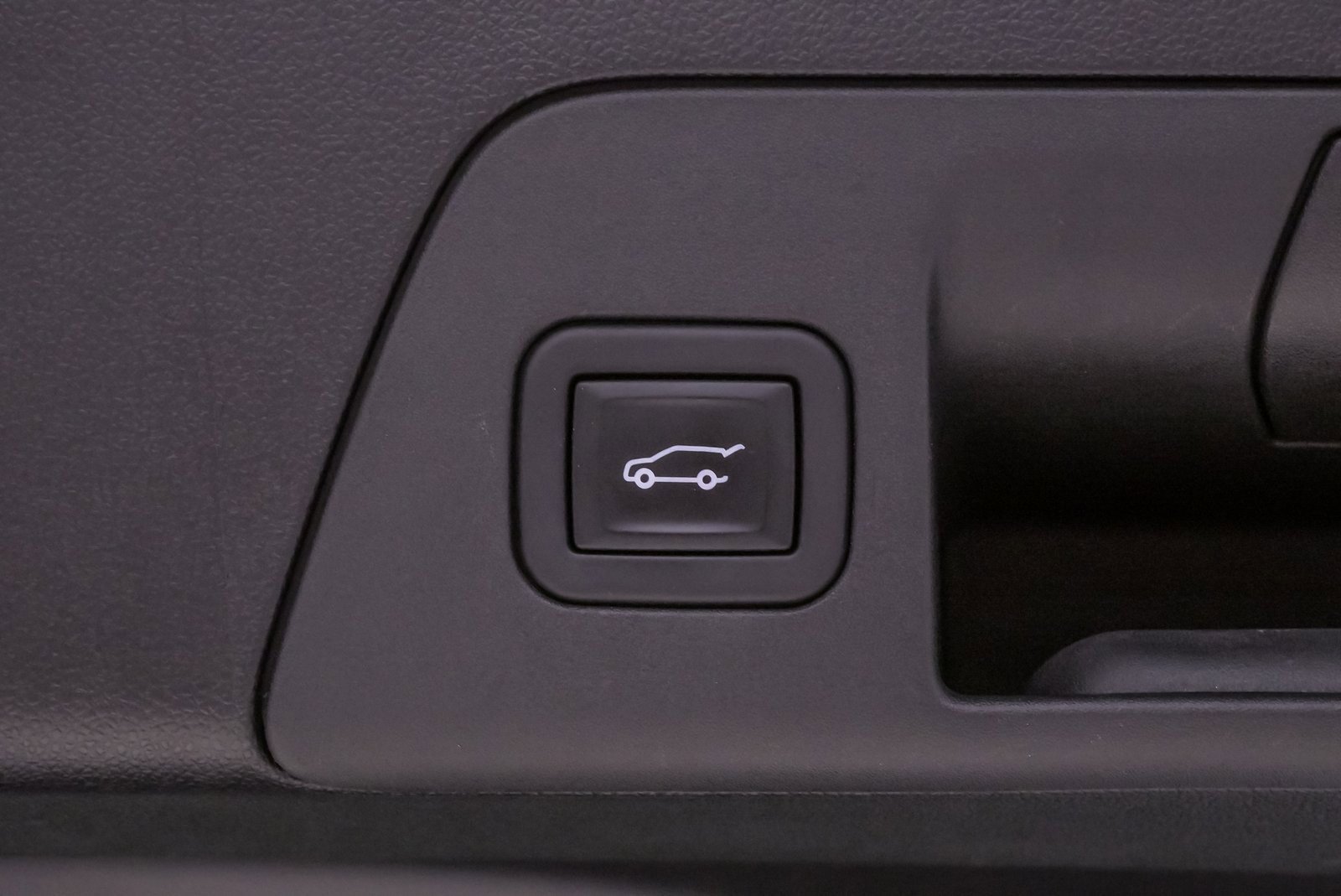 Used 2023 Buick Envision Avenir image 29