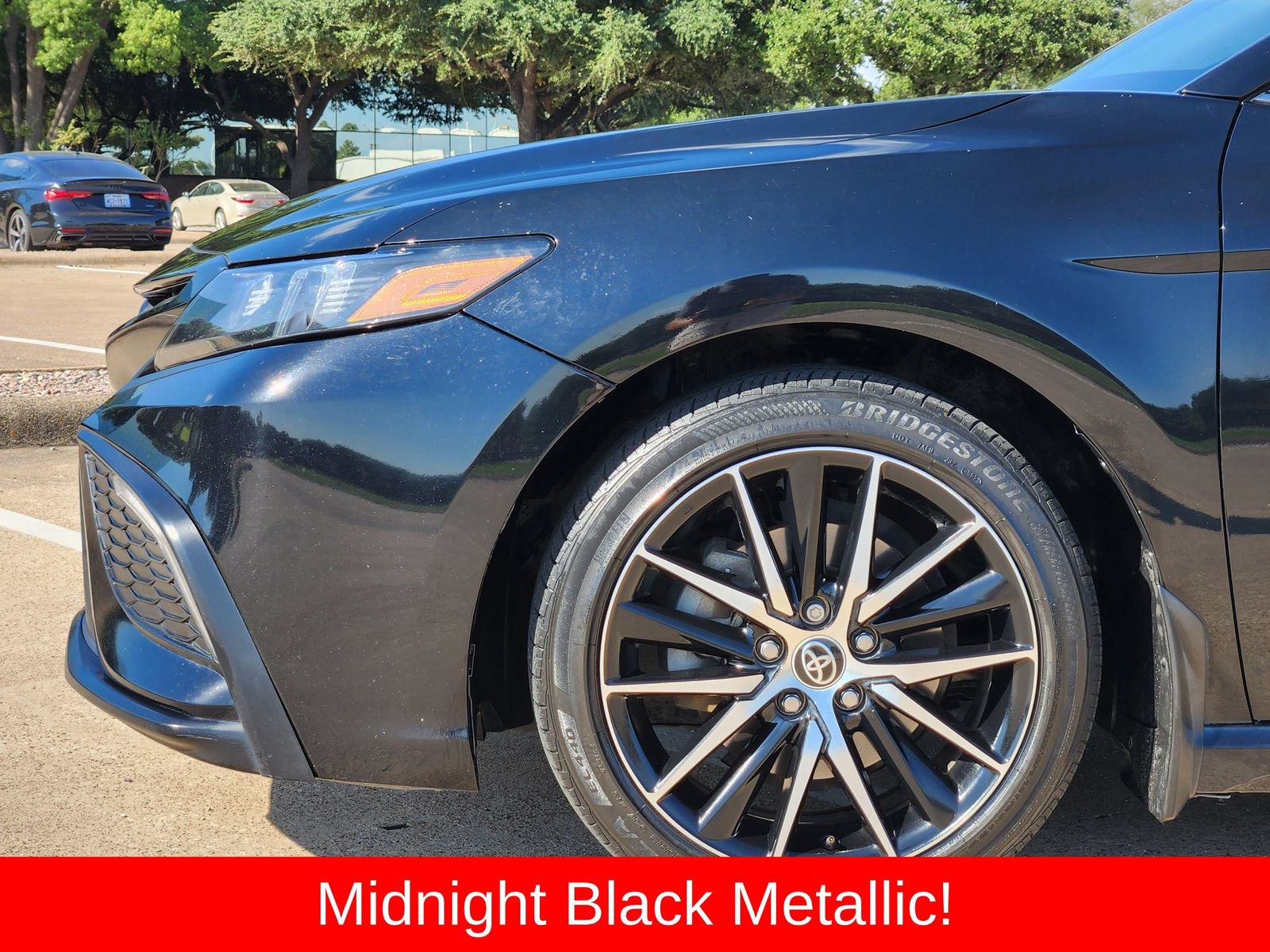 Used 2023 Toyota Camry SE w/ Convenience Package FWD image 6
