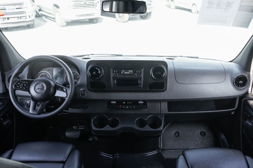 Used 2024 Mercedes-Benz Sprinter 144 Cargo image 30