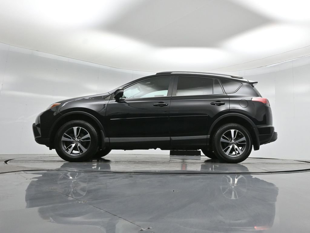 Used 2017 Toyota RAV4 XLE w/ Protection Package image 7