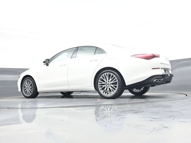 Used 2025 Mercedes-Benz CLA 250 image 33