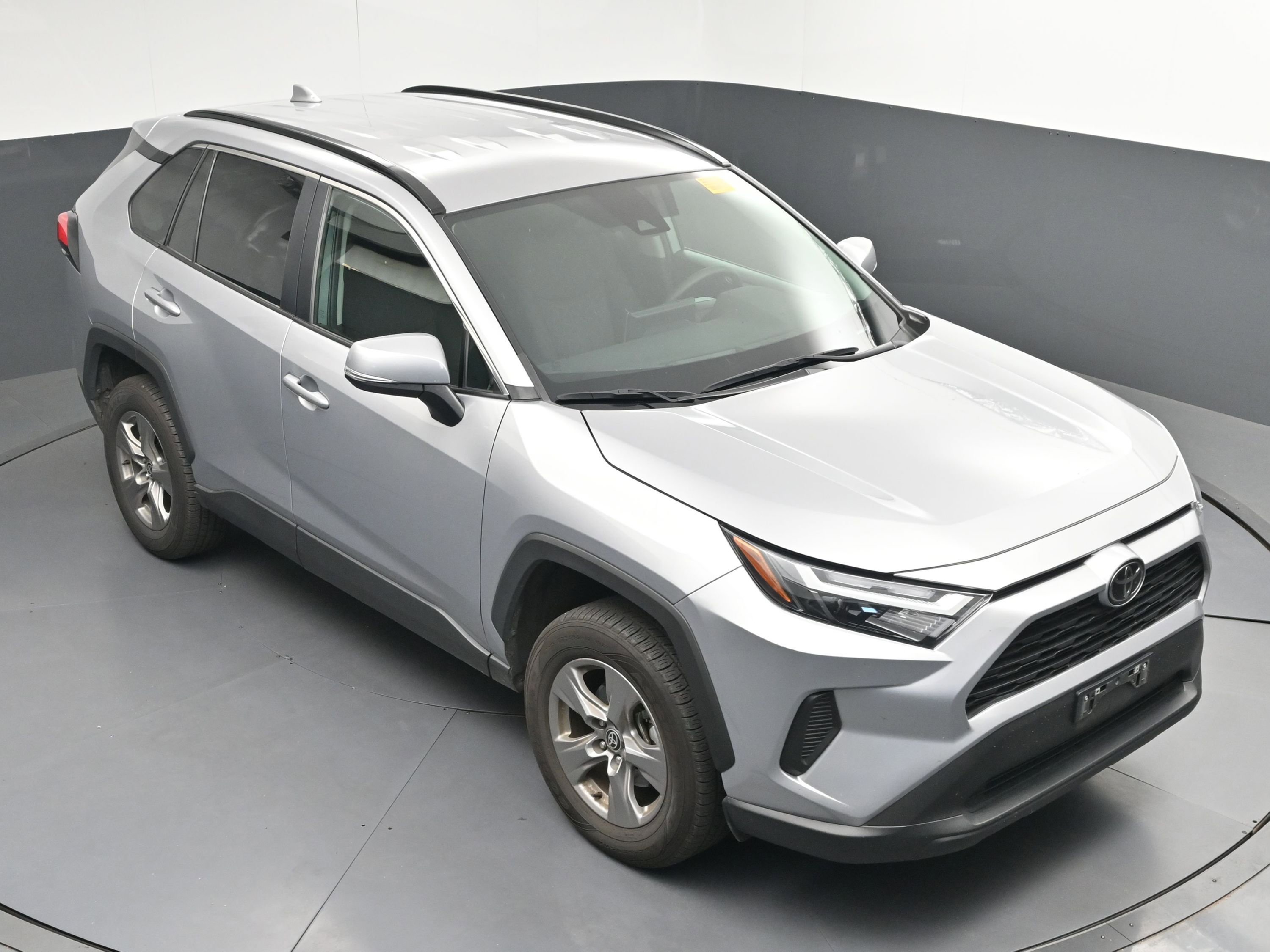 Certified 2024 Toyota RAV4 XLE image 31