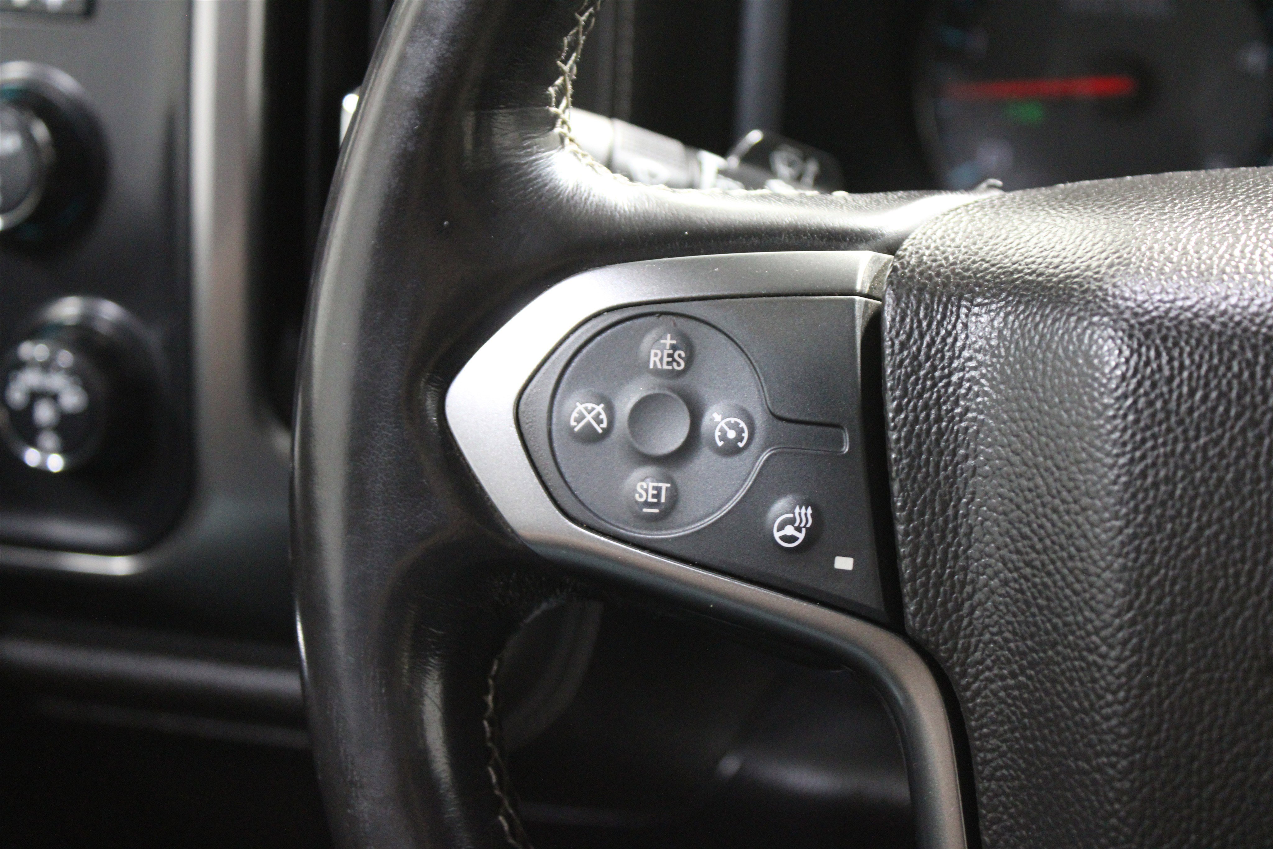 Used 2019 Chevrolet Silverado 2500 LTZ w/ Duramax Plus Package image 11