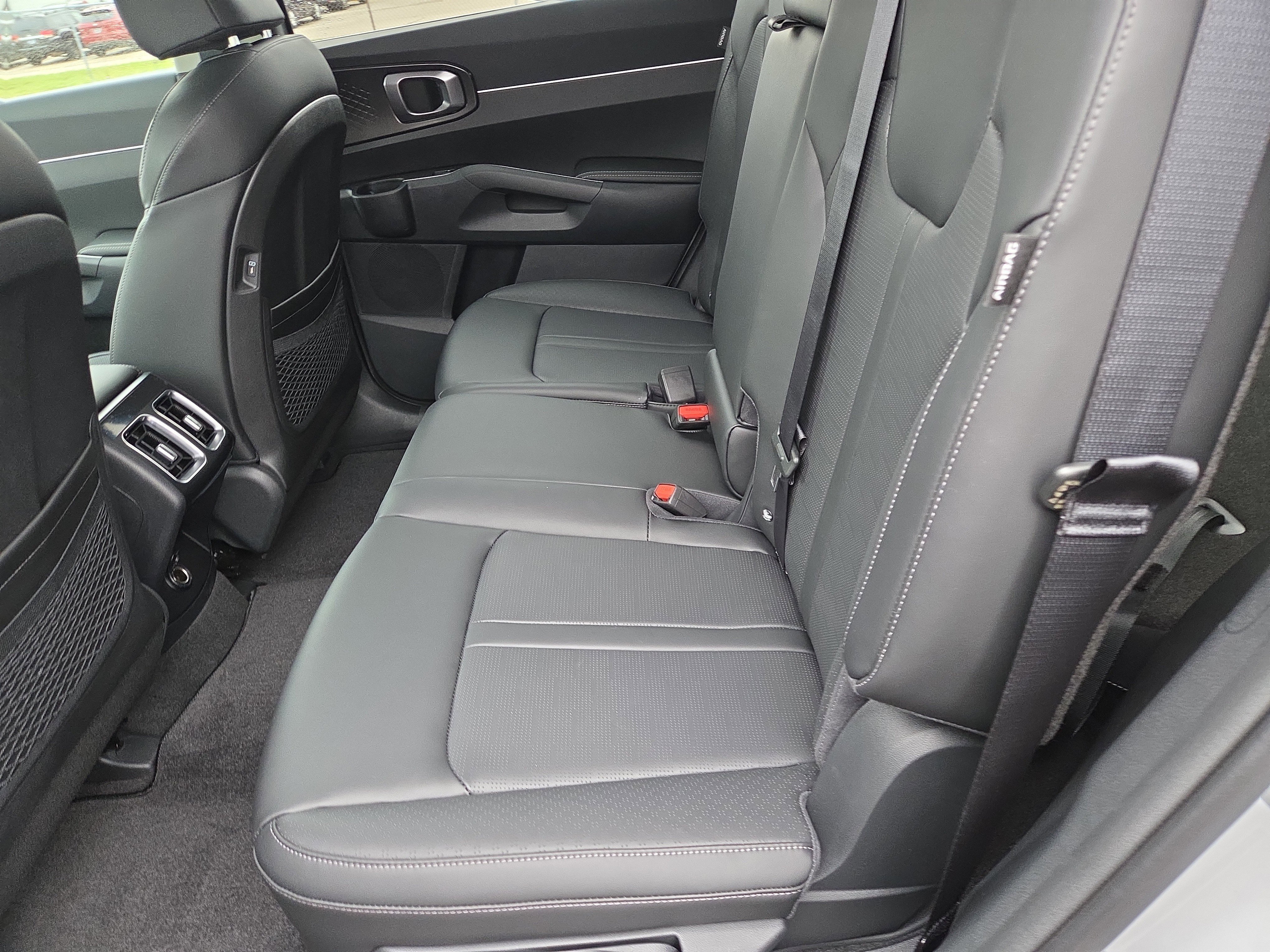 New 2026 Kia Sorento S image 5