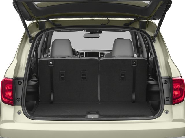 Used 2017 Honda Pilot Touring image 12