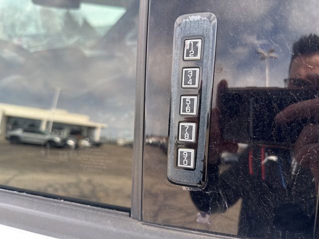 Used 2022 Ford F150 XLT w/ Equipment Group 302A High image 11