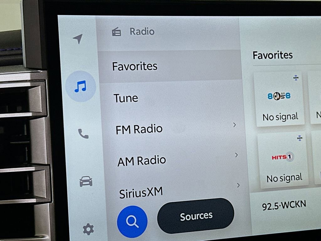 Used 2024 Toyota Tundra Platinum w/ TRD Off-Road Package image 27