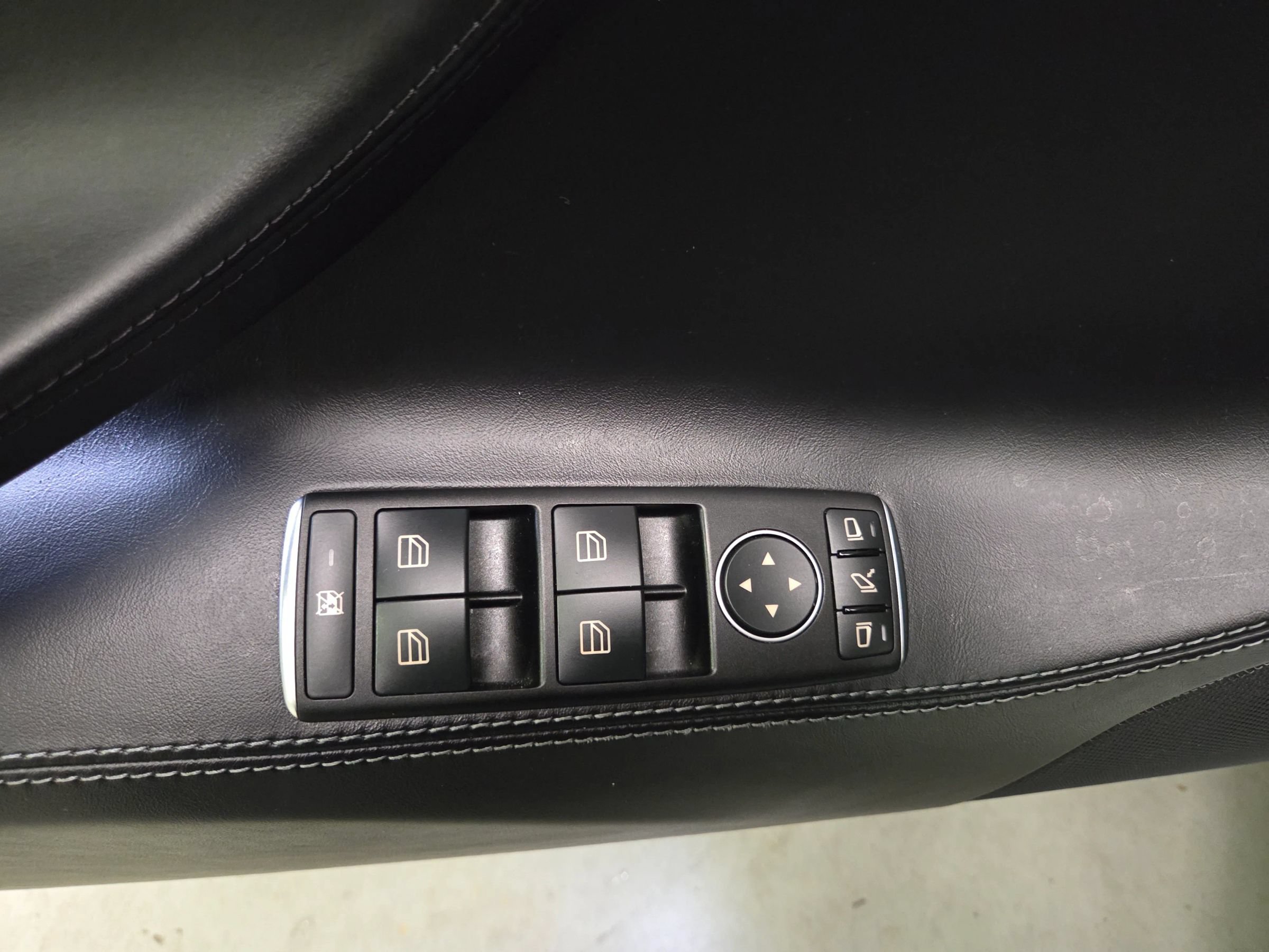 Used 2016 Tesla Model S 90D AWD/4WD image 15