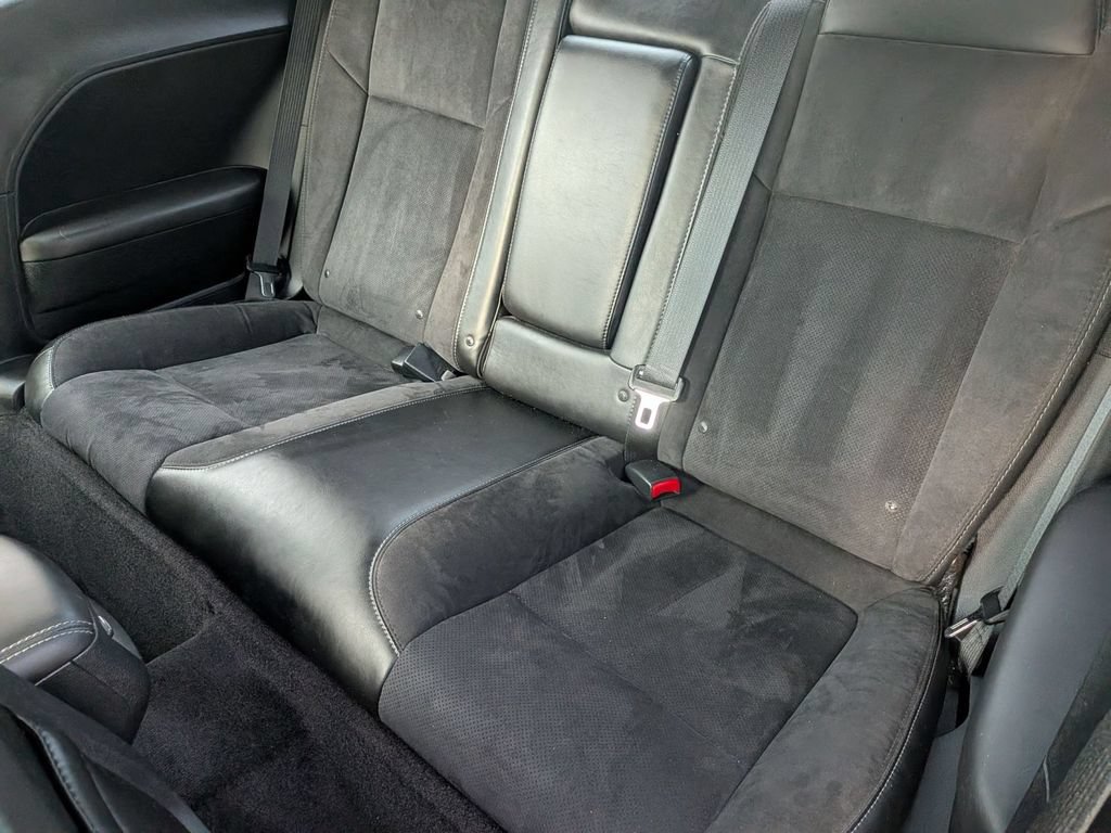 Used 2019 Dodge Challenger R/T Scat Pack w/ T/A Package RWD image 31